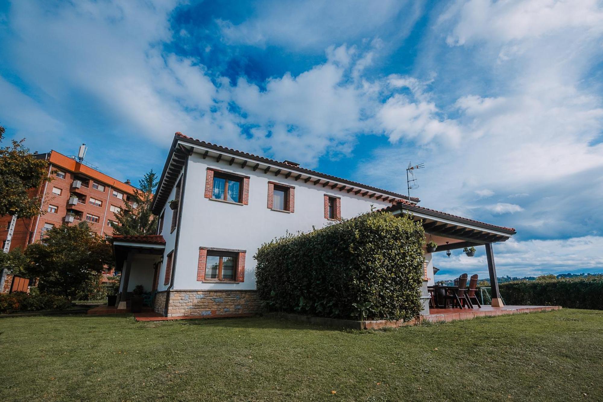 Villa Tiviti โอเบียโด ภายนอก รูปภาพ